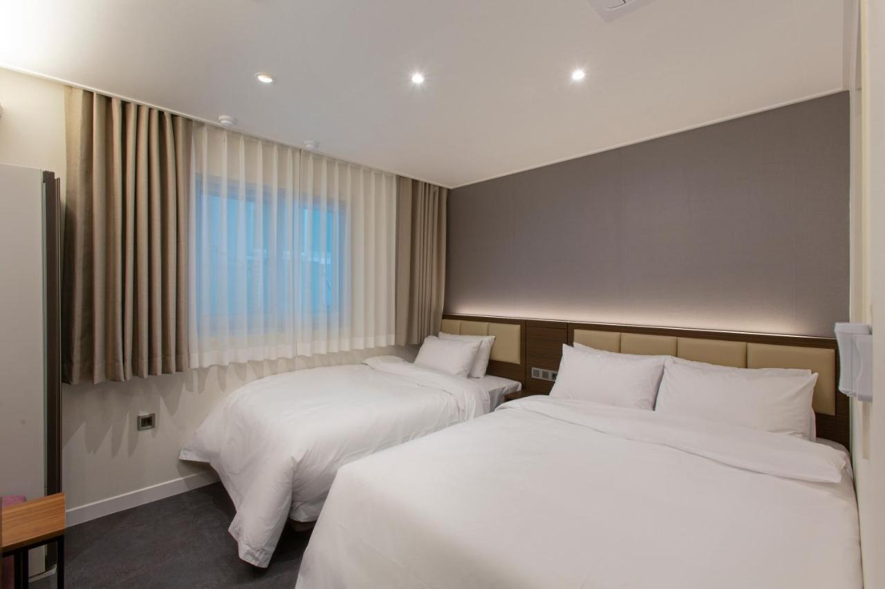 พูซาน เลาจน์ 26 โฮเทล Hotel ปูซาน ภายนอก รูปภาพ